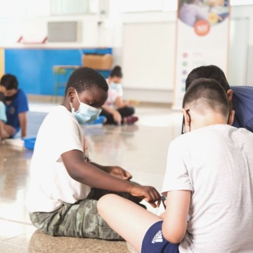Testimonios de niñas y niños sobre derecho a opinar y derecho a la educación.