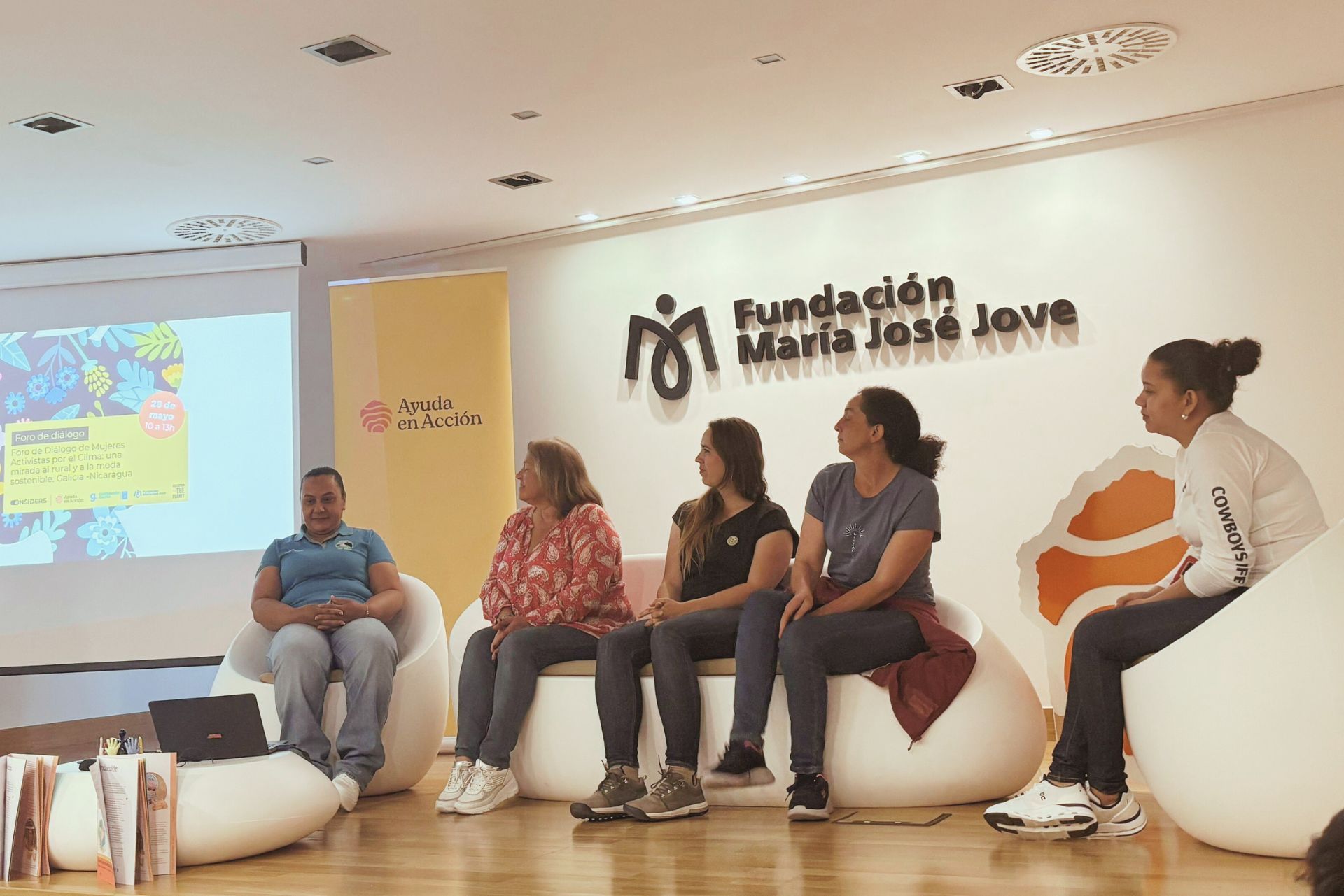 Mujeres activistas por el clima