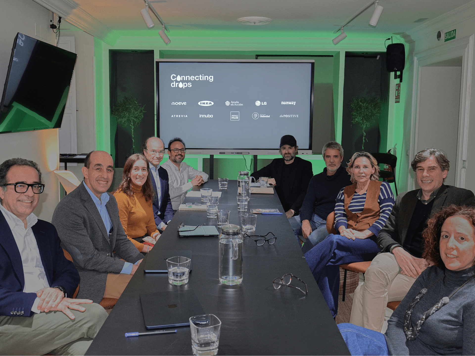 Connecting Drops: reunión